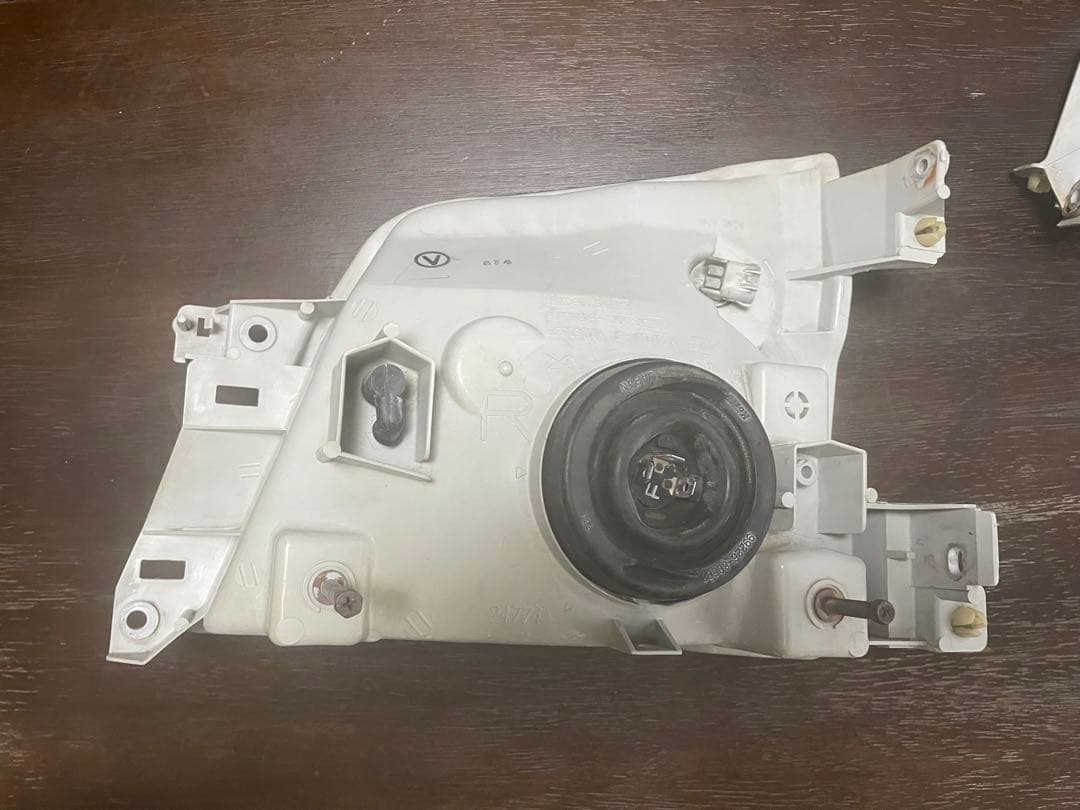 キャラバン前期 純正品コーティング加工済ヘッドライトコーナーレンズ4点セット