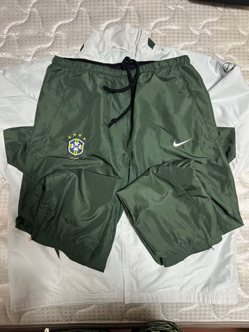 Nike ブラジル代表 セットアップ　Ｌ