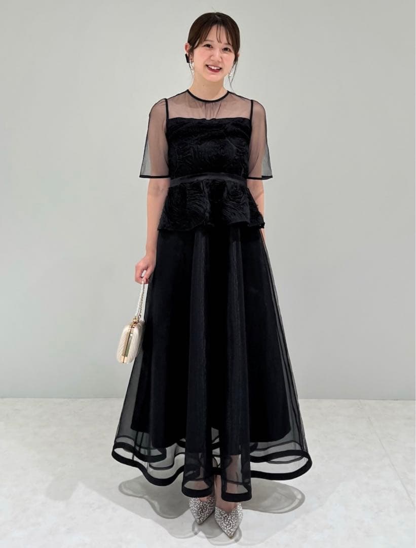 ブラックペプラムパーティードレス