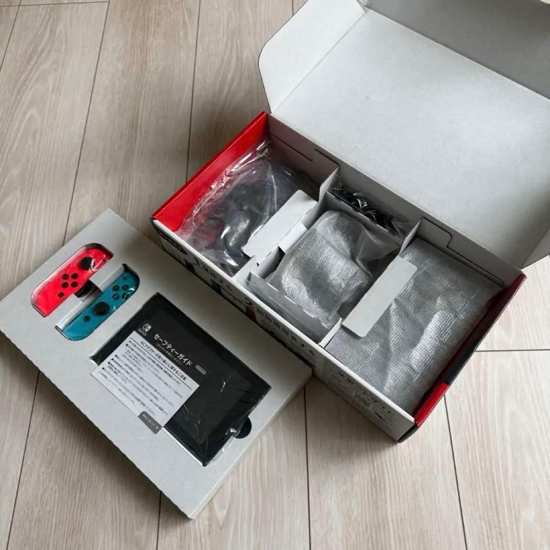 値下中❗️美品NintendoSwitch本体ネオンレッド/ネオンブルー付属品完備