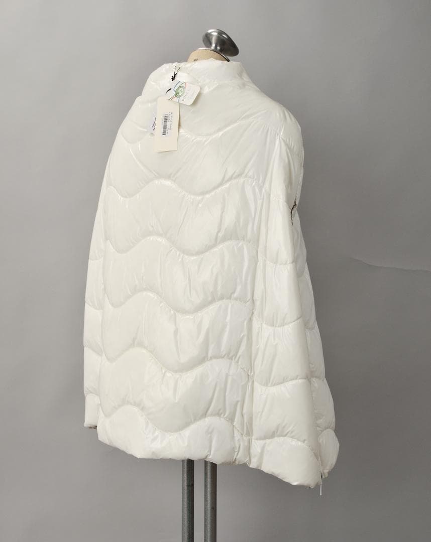 LAVIANA CONTI　ケープ　ポンチョ　中綿