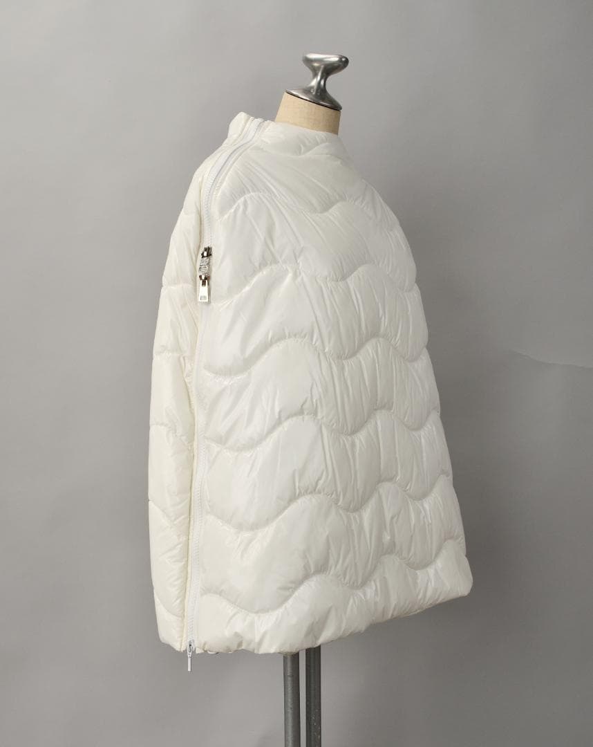 LAVIANA CONTI　ケープ　ポンチョ　中綿