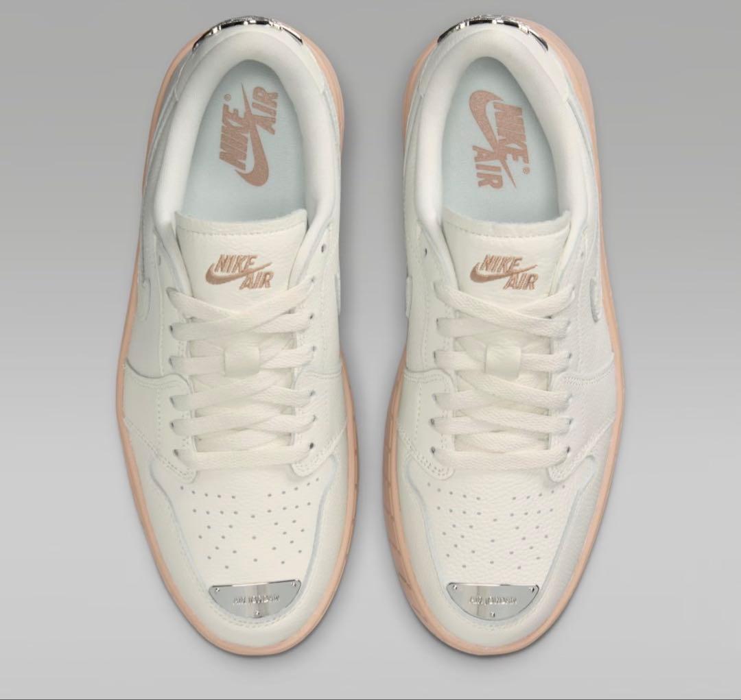 新品ナイキ ウィメンズ エアジョーダン 1 ブルックリン ロー 24.5㎝