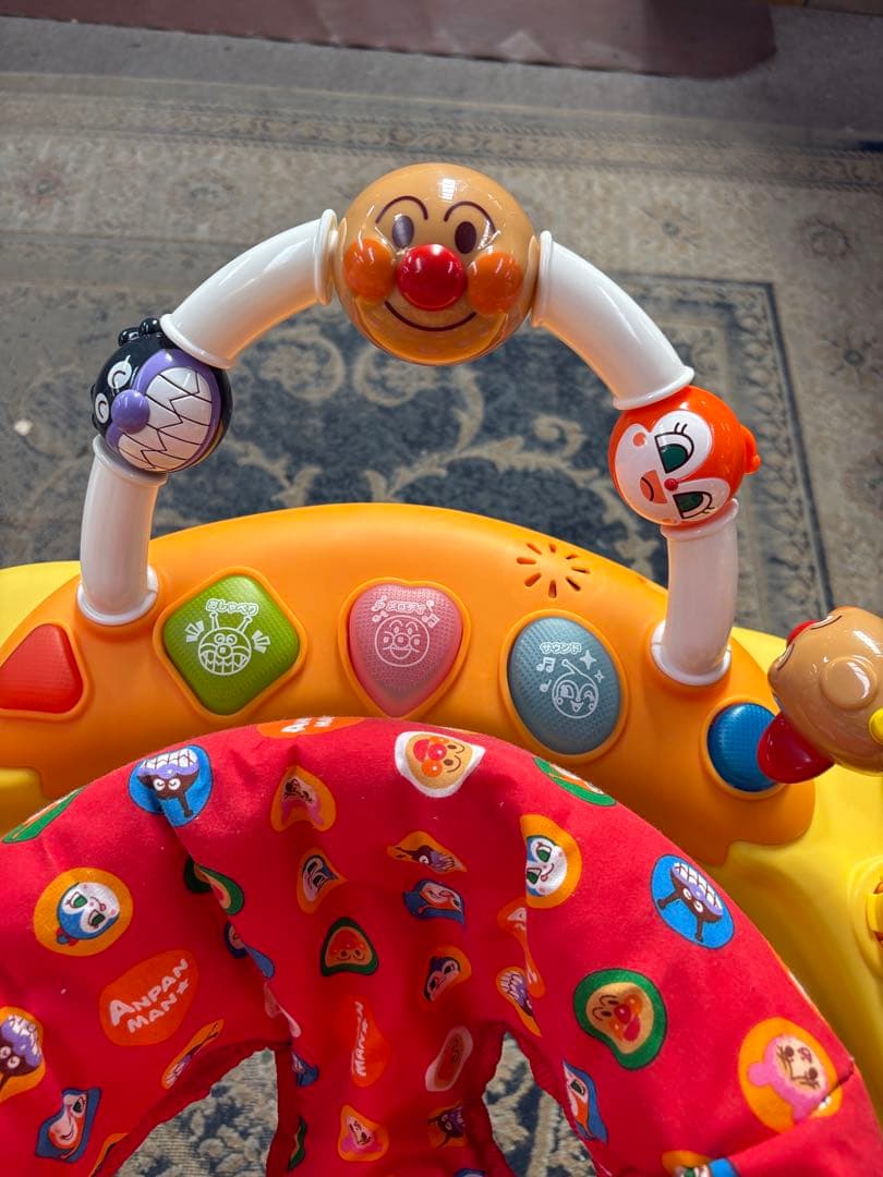 ジョイパレット　ジャンパルー　元気いっぱい！アンパンマンベビージャンパー