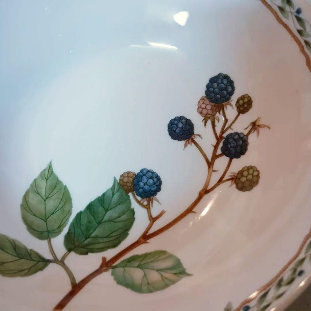 ノリタケロイヤルオーチャードフルーツボウル5枚組　ブラックベリー柄　デザート皿