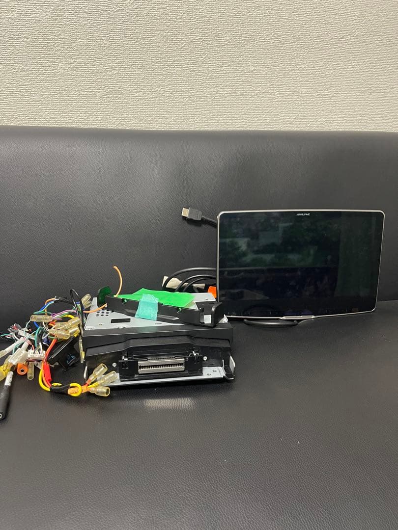 ALPINE 大型カーナビ Bluetooth HDMI DAF11Z