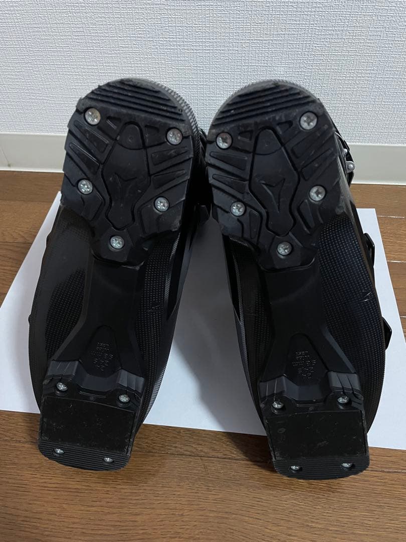ATOMIC HAWX MAGNA75スキーブーツ　女性用24-24.5cm