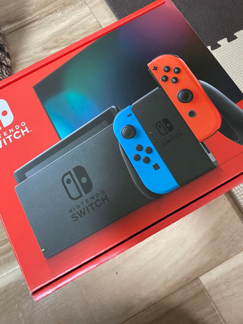 Nintendo Switch ニンテンドースイッチ本体　ネオン ①