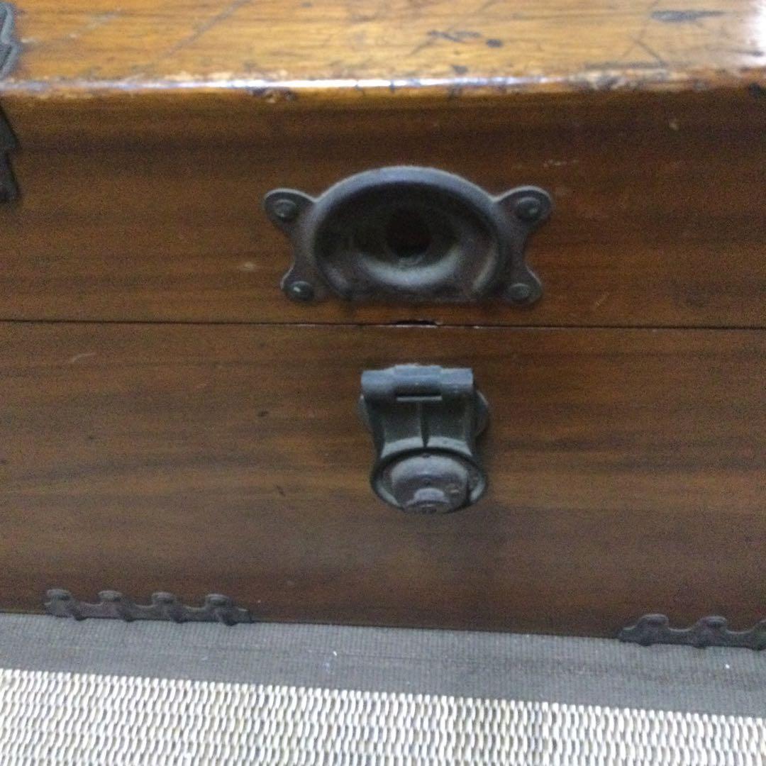 韓国のアンティーク箪笥(バンタジ) canaにさせて頂きます