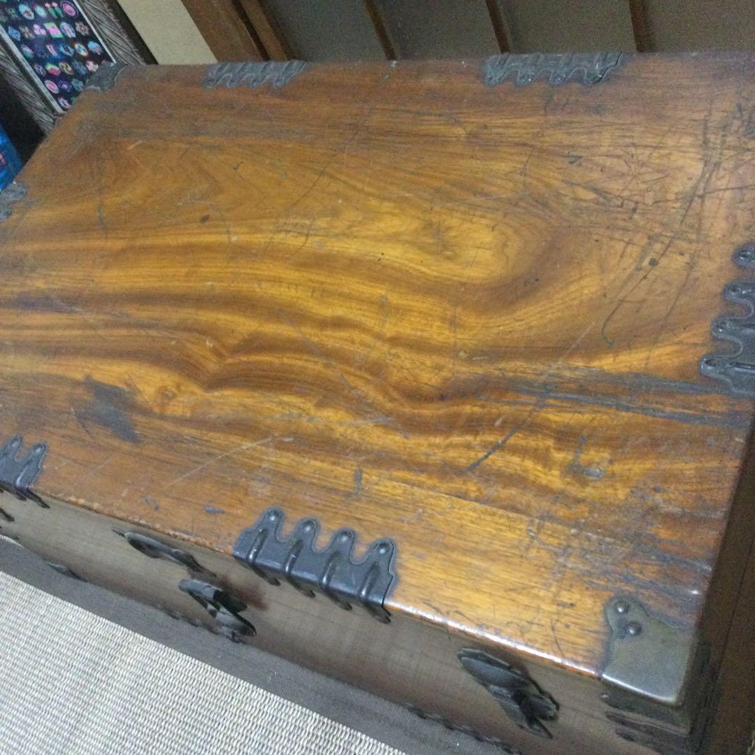 韓国のアンティーク箪笥(バンタジ) canaにさせて頂きます