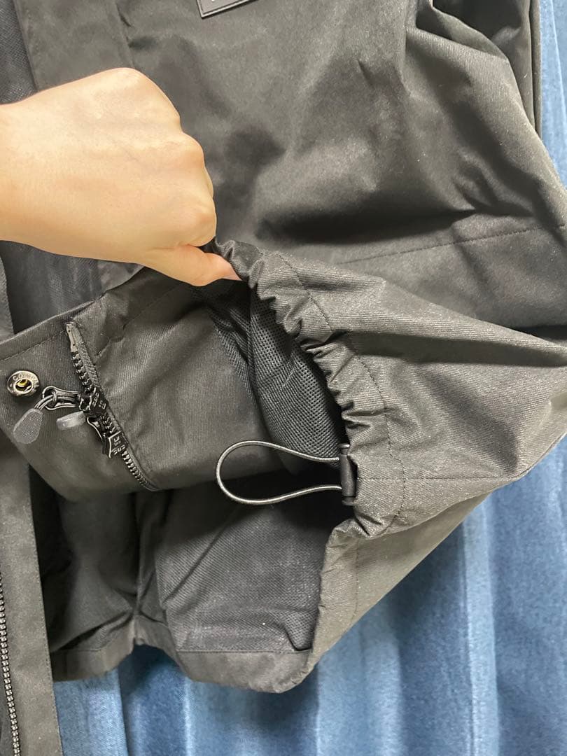 スノーボード　ウェア　黒