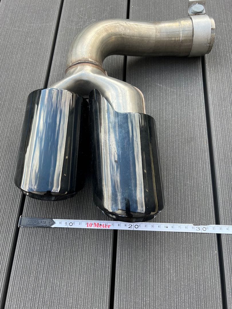 ポルシェ　カイエン 2018年式以降　4本出しマフラーカッター 左右セット