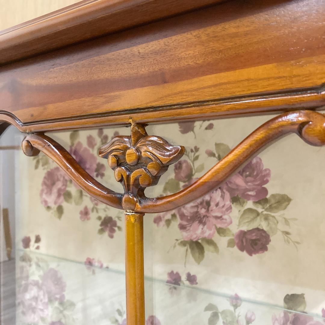 アンティーク調　キャビネット　飾り棚　サイドボード　クラシカル　マホガニー