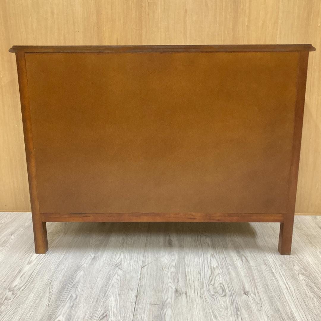 アンティーク調　キャビネット　飾り棚　サイドボード　クラシカル　マホガニー