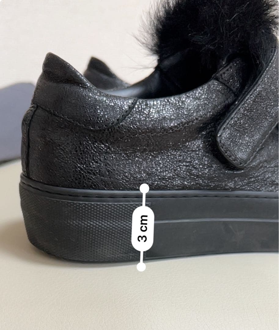 モンクレール　ファースニーカー37