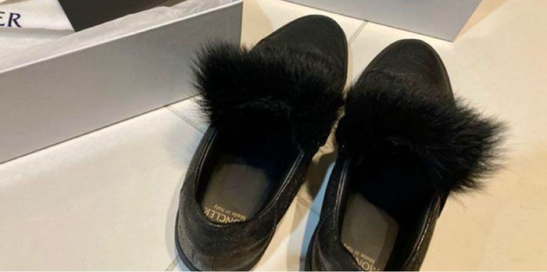 モンクレール　ファースニーカー37