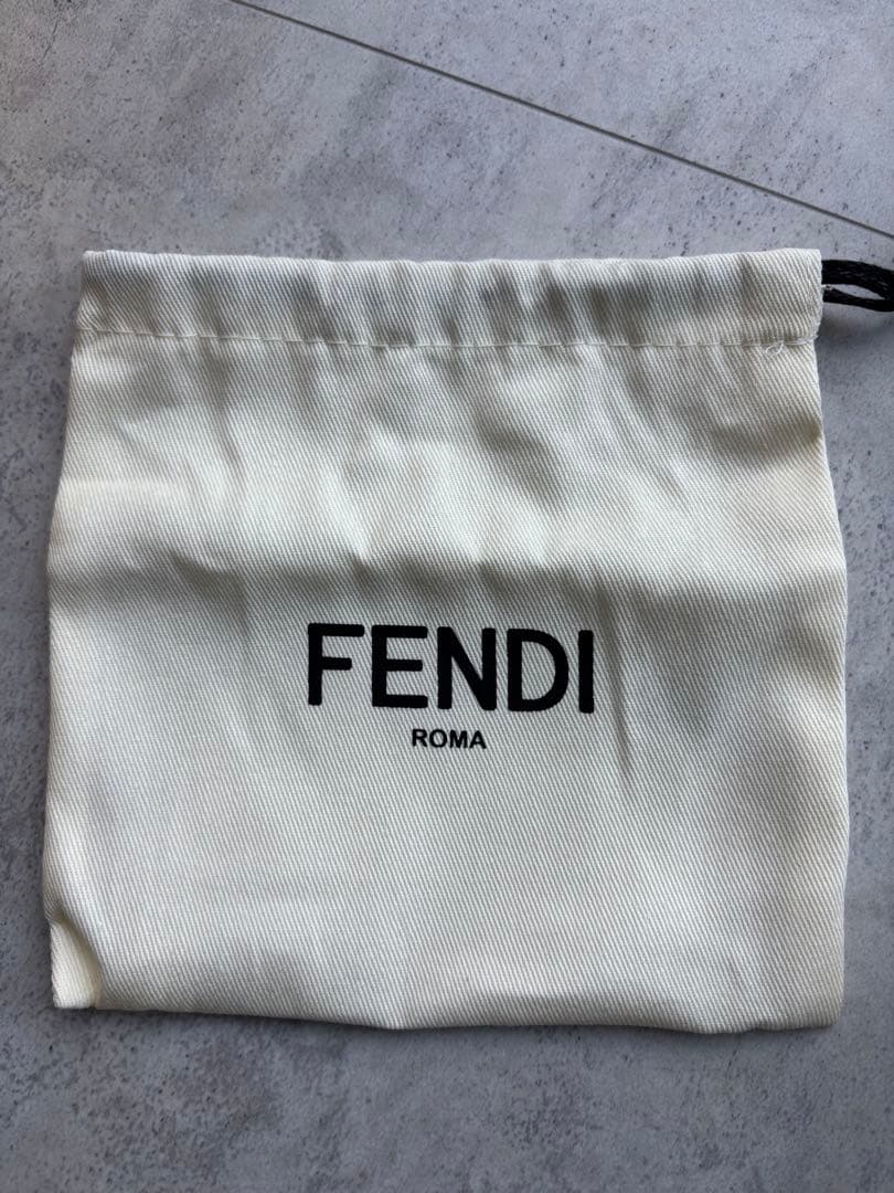 FENDI ケース付きセレリア