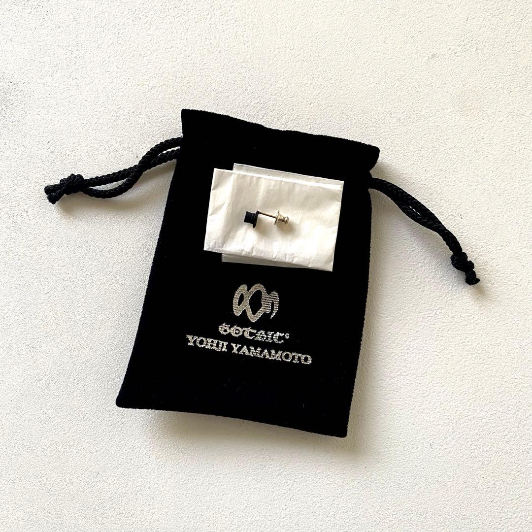 【新品】GOTHIC YOHJI YAMAMOTO シルクハット ピアス　黒