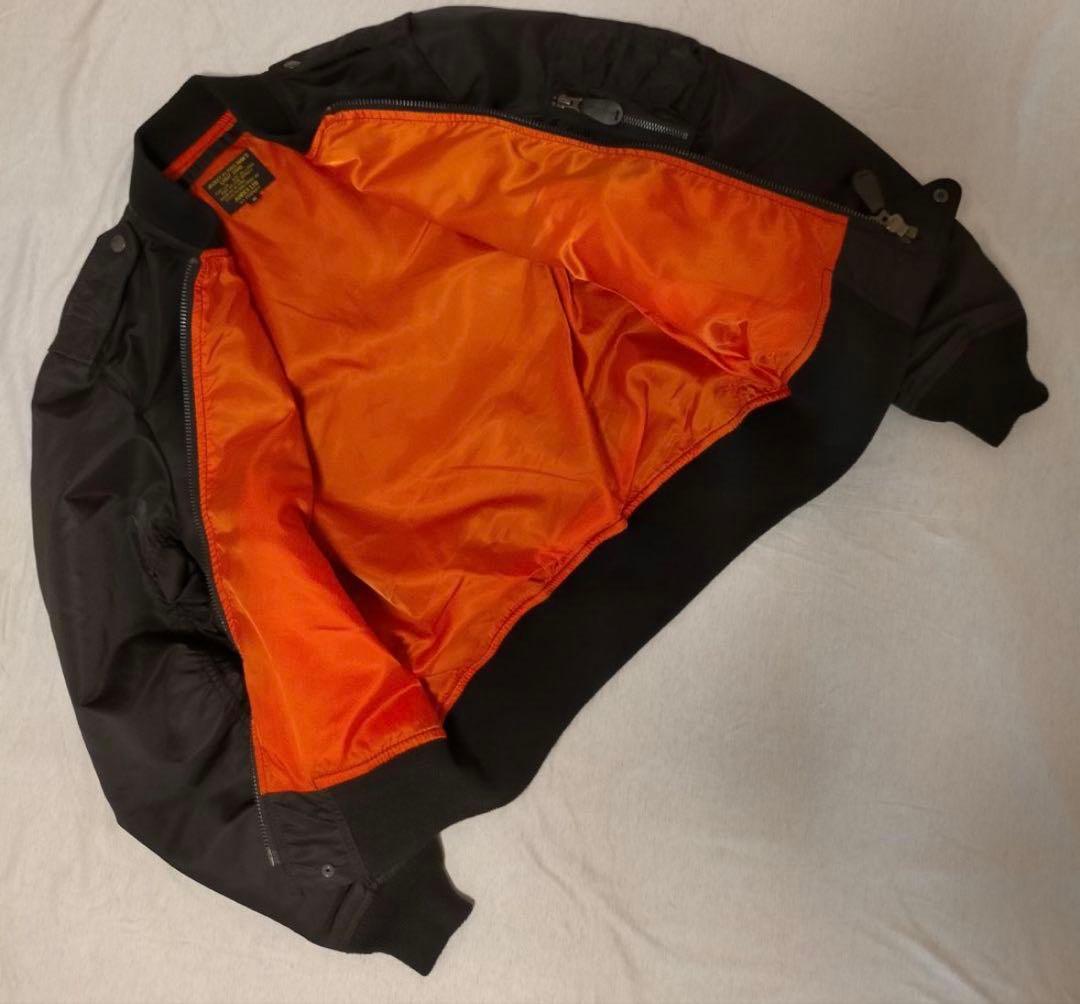 AVIREX ブラック MA-1 フライトジャケット