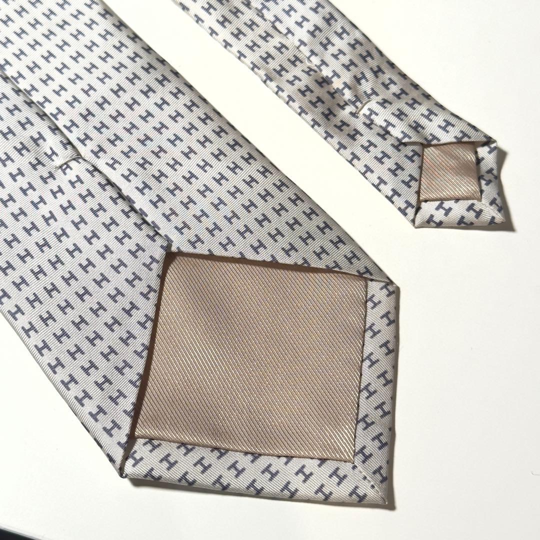 【美品】 HERMES エルメス H柄 ファソネ ホワイト系 ネクタイ
