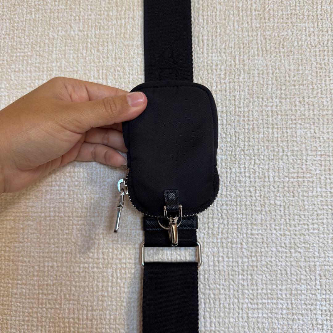 ずんだ餅PRADA Re-Edition 2005 Re-Nylon