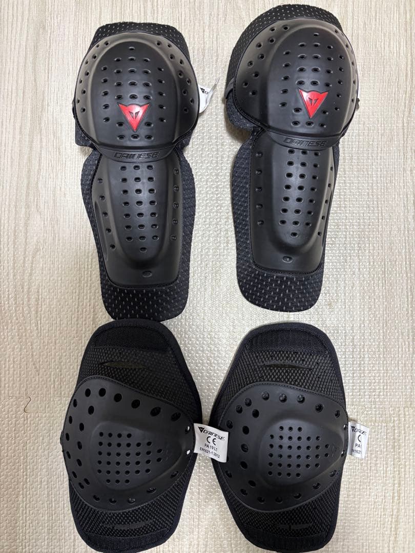 ダイネーゼ　ジャケット