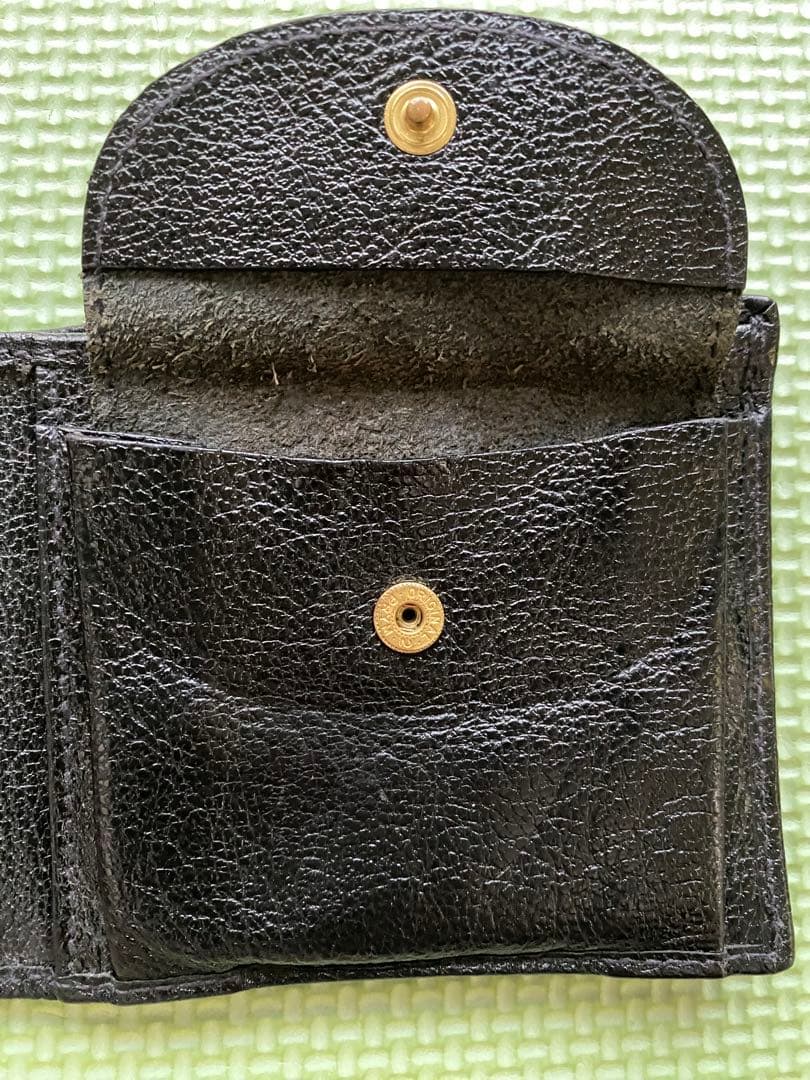 イル　ビゾンテ　レザー 二つ折り財布 黒