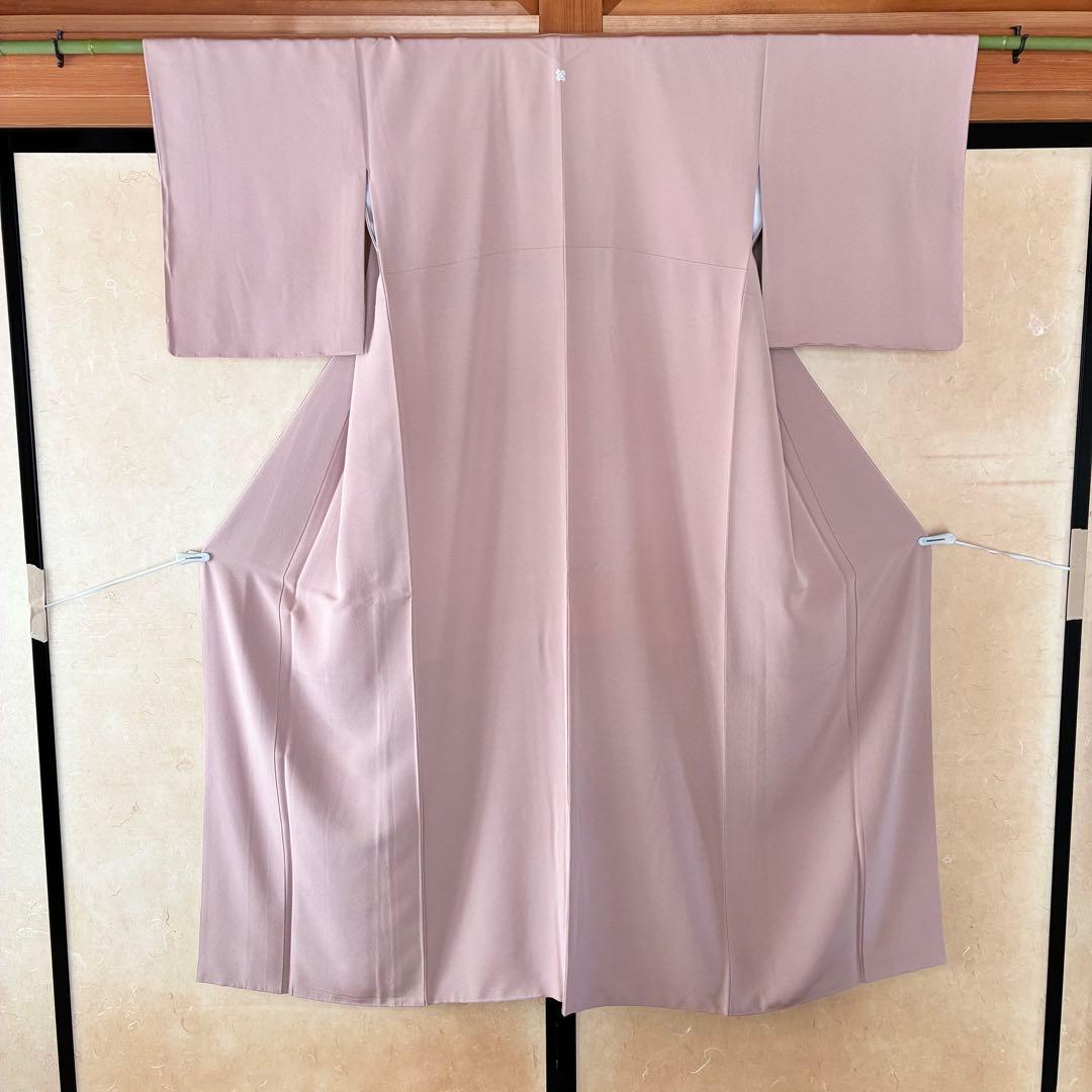 色無地　ピンクベージュ　正絹　ちりめん　友禅染　セミフォーマル　【mm018】