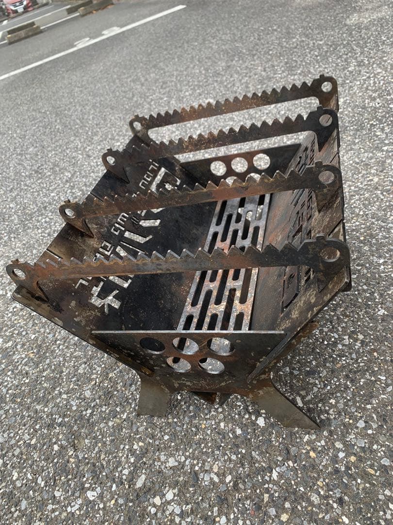 フジノハガネ　 焚き火台 希少　A3大 2回使用