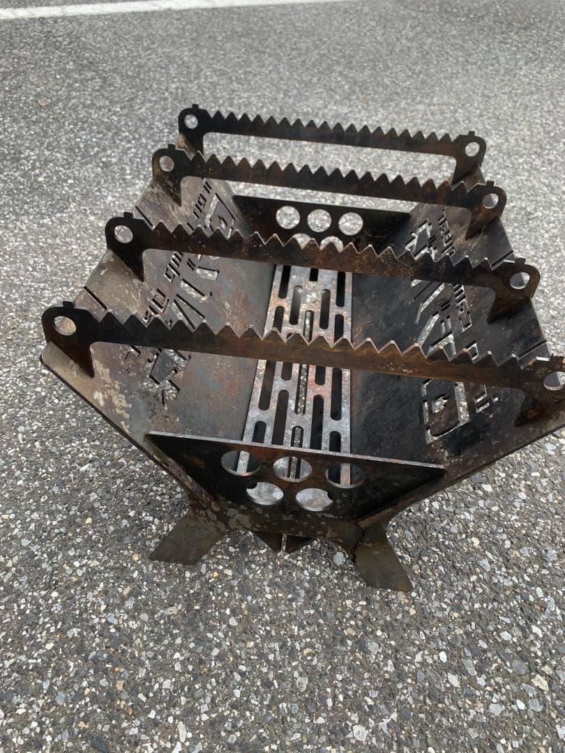 フジノハガネ　 焚き火台 希少　A3大 2回使用