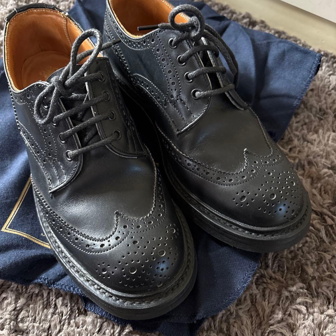 Trickers wing tipレースアップシューズ　サイズ23、ブラック