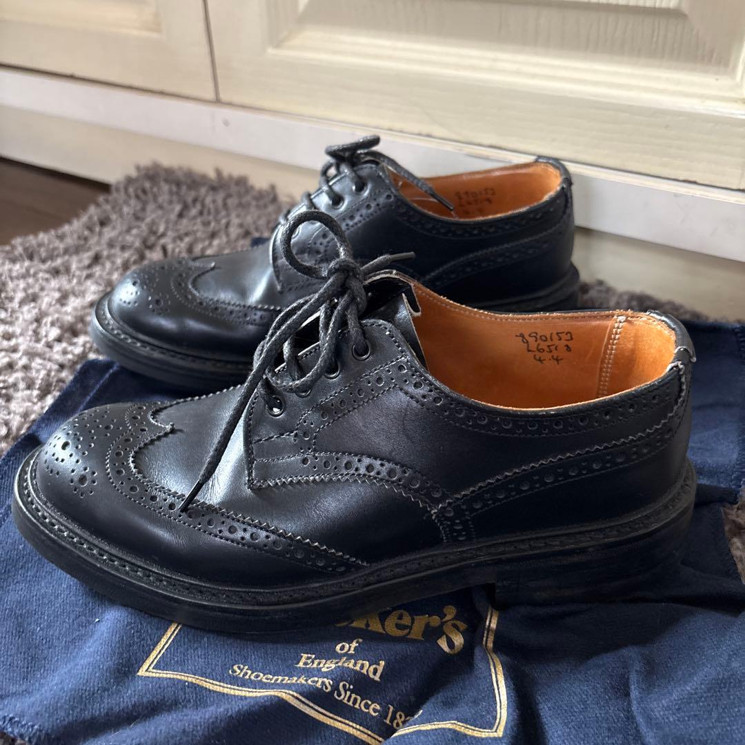 Trickers wing tipレースアップシューズ　サイズ23、ブラック
