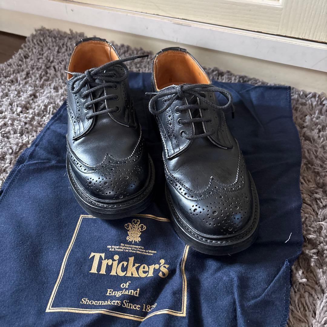 Trickers wing tipレースアップシューズ　サイズ23、ブラック