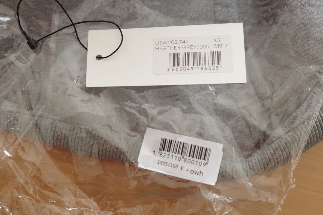 ami paris アミパリス フーディAMI DE COEUR ロゴ 刺繍