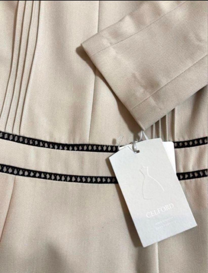 【新品タグ付】セルフォードレース切替ワンピース　34 石原さとみ