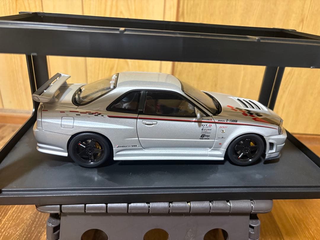 1/18 R34 スカイラインGT-R Z-TUNE オートアート スカイライン