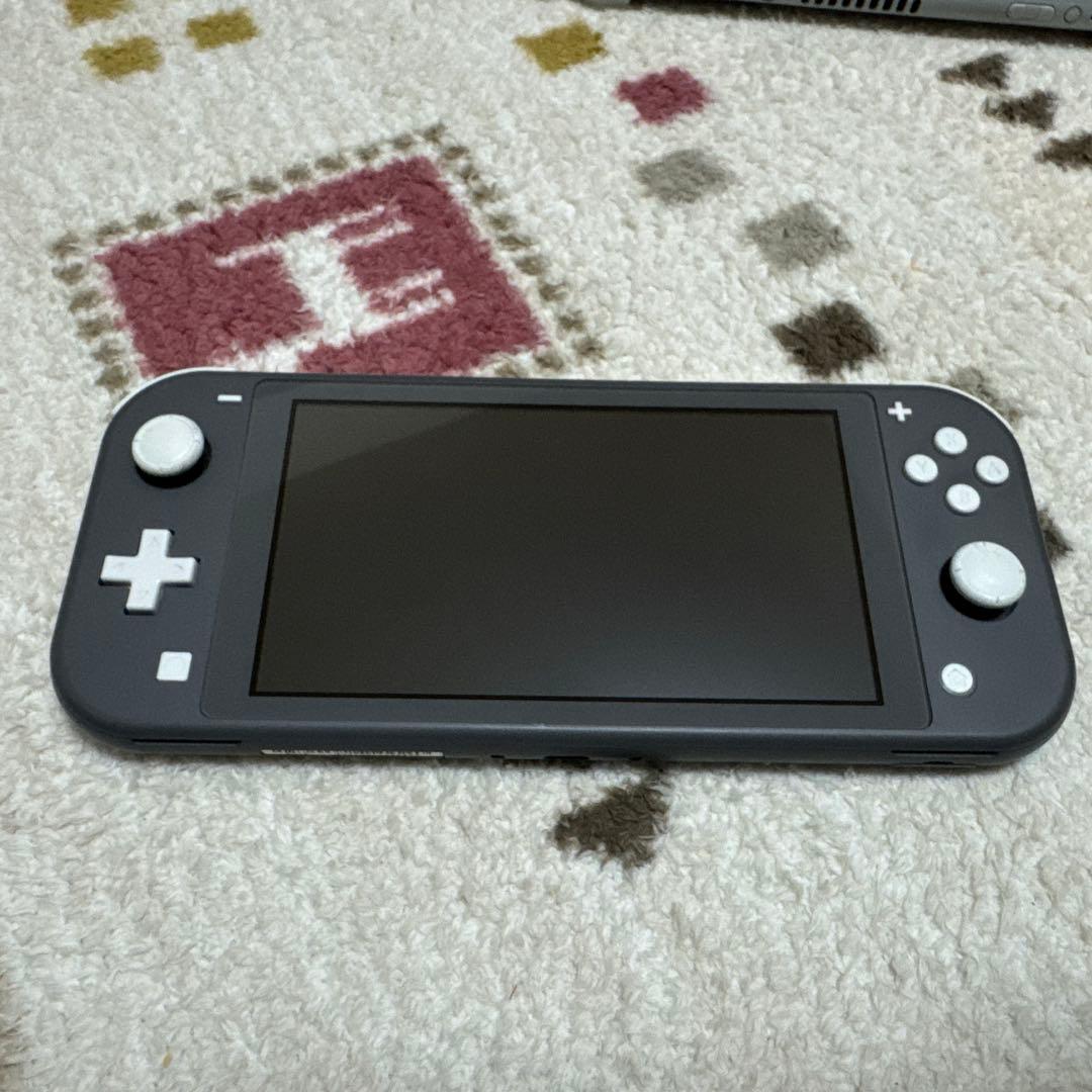 Nintendo lite 3台、初期化済み、問題なく動作します。