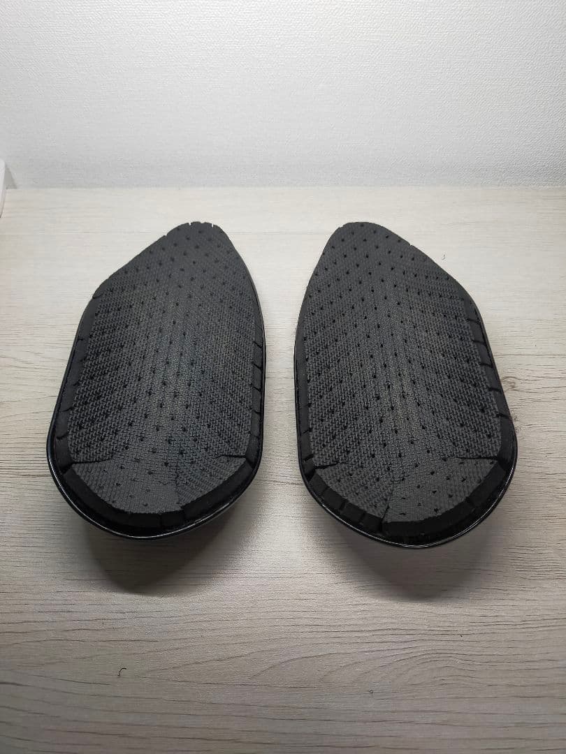 TRIRIG トライリグ　CLOSED BACK CARBON ARM CUPS