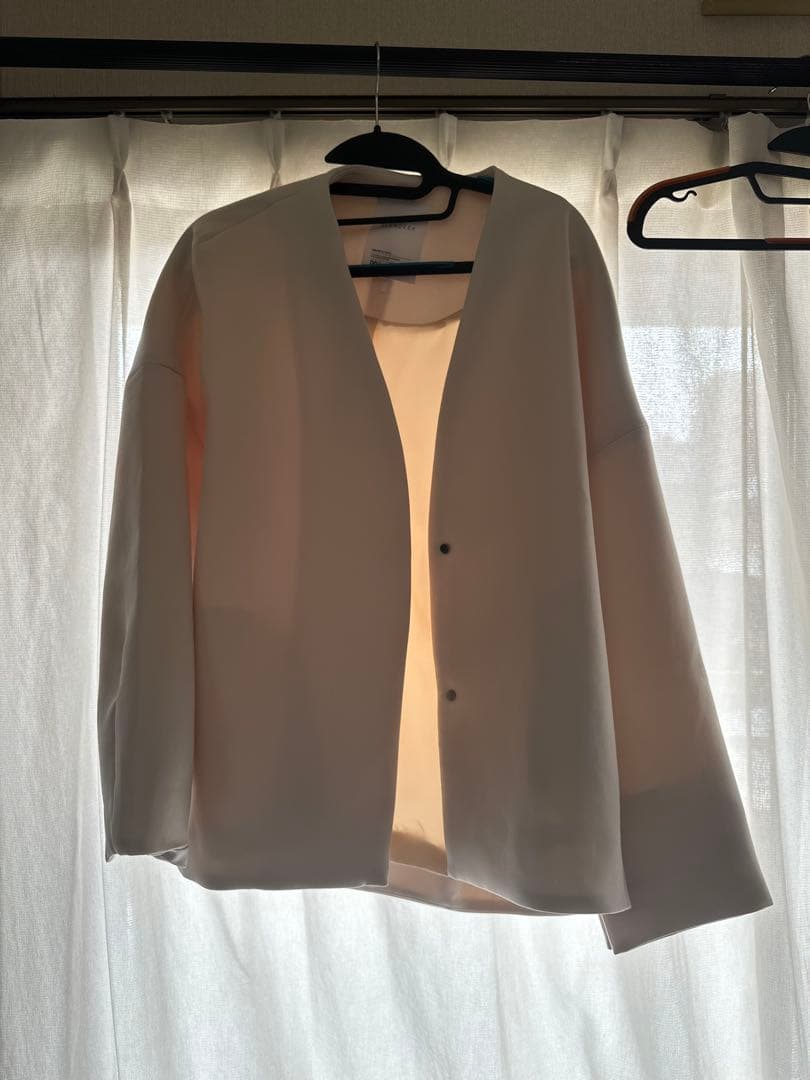 フォルムショートコート ベージュ