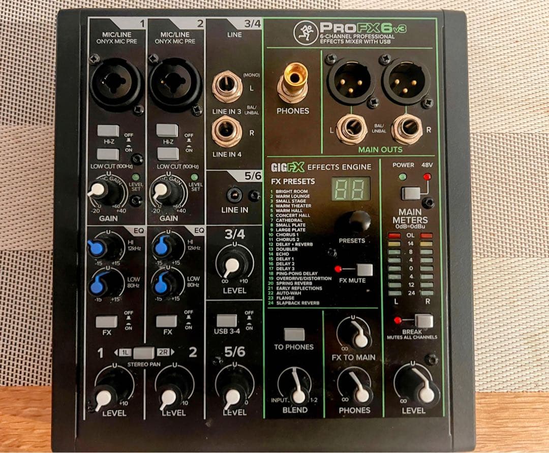 PROFX6v3 オーディオインターフェース
