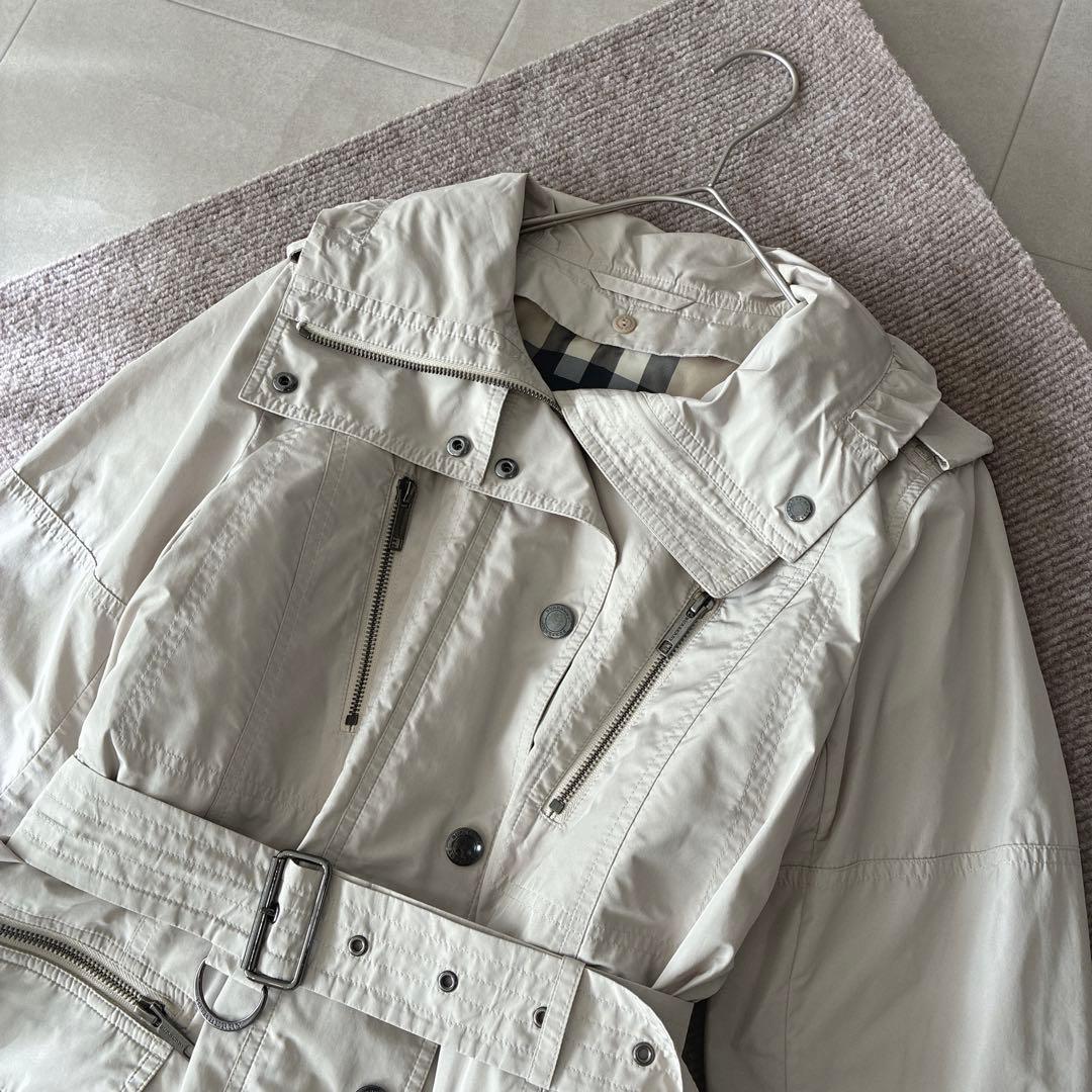 バーバリーロンドン♡キルティングライナー付き ナイロンジャケット 襟フリル 40