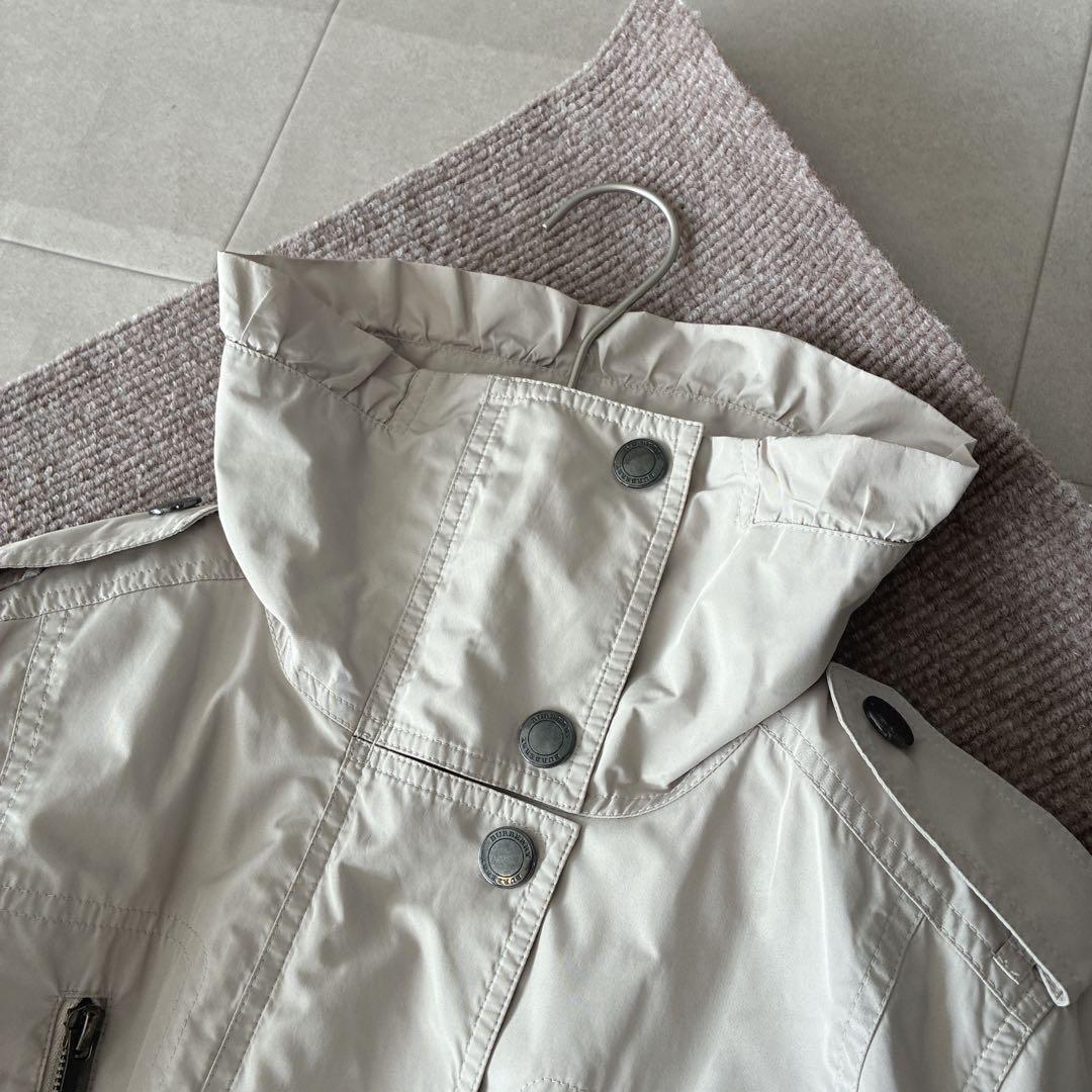 バーバリーロンドン♡キルティングライナー付き ナイロンジャケット 襟フリル 40