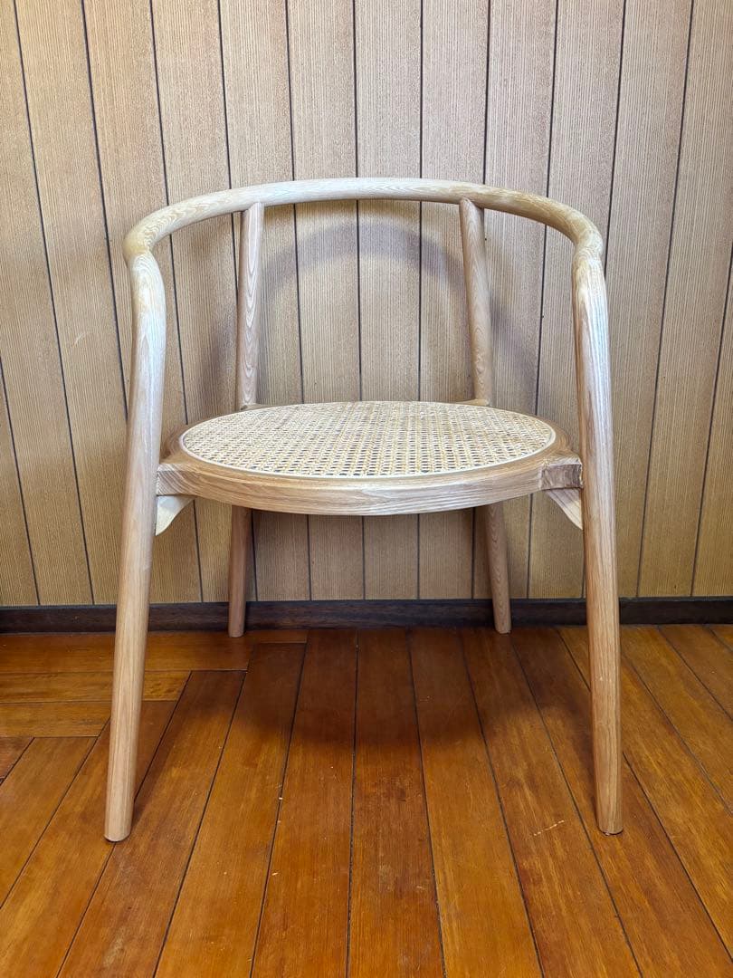 値下げ不可愛知県刈谷市/木製ラタンシートダイニングチェア/送料込み