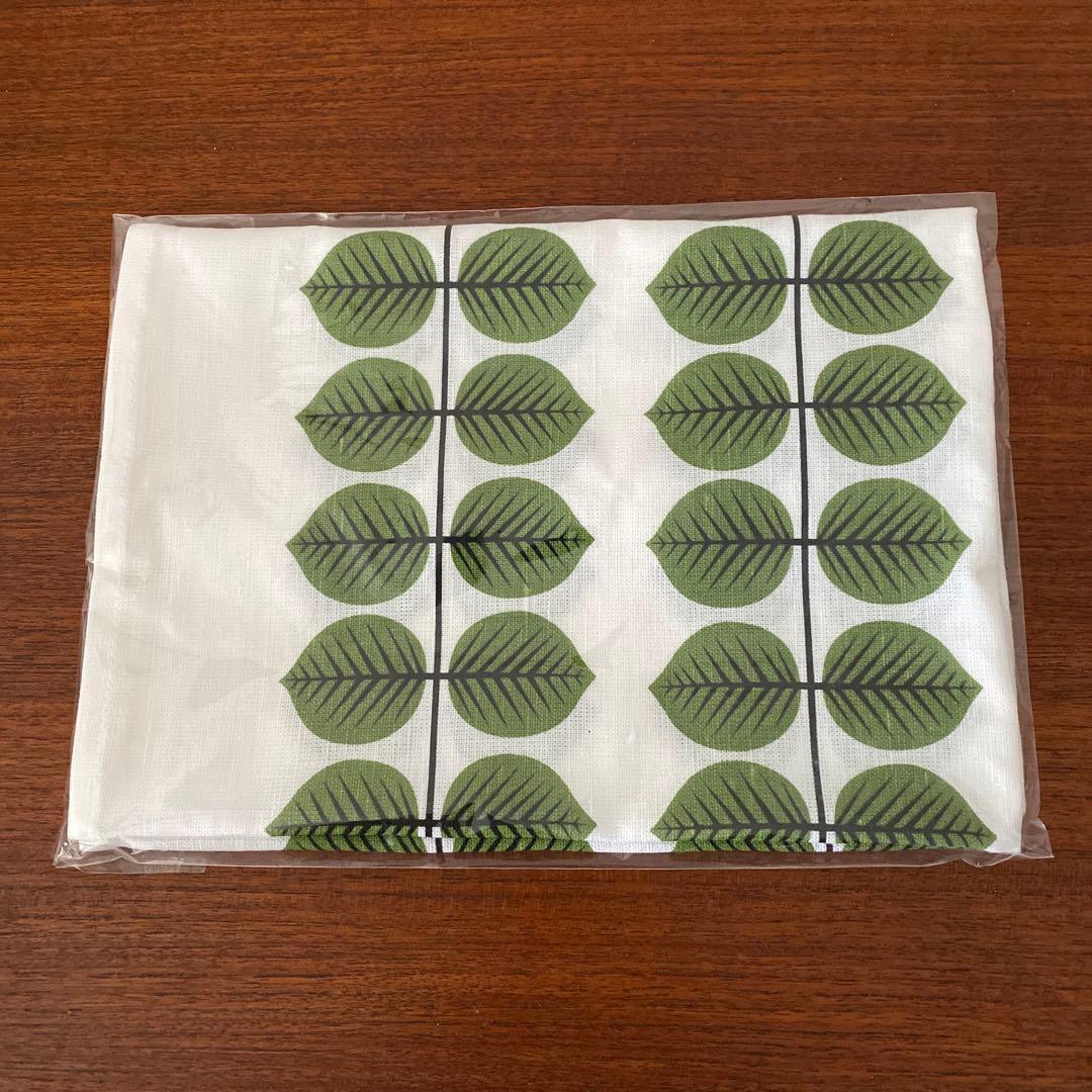 グスタフスベリ　リンドベリ作品集　BERSA トレイ/ティータオル/紙ナプキン