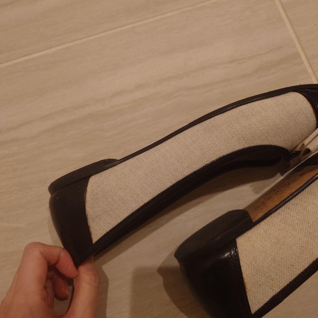 Ferragamo フラットシューズ ベージュ/ブラック