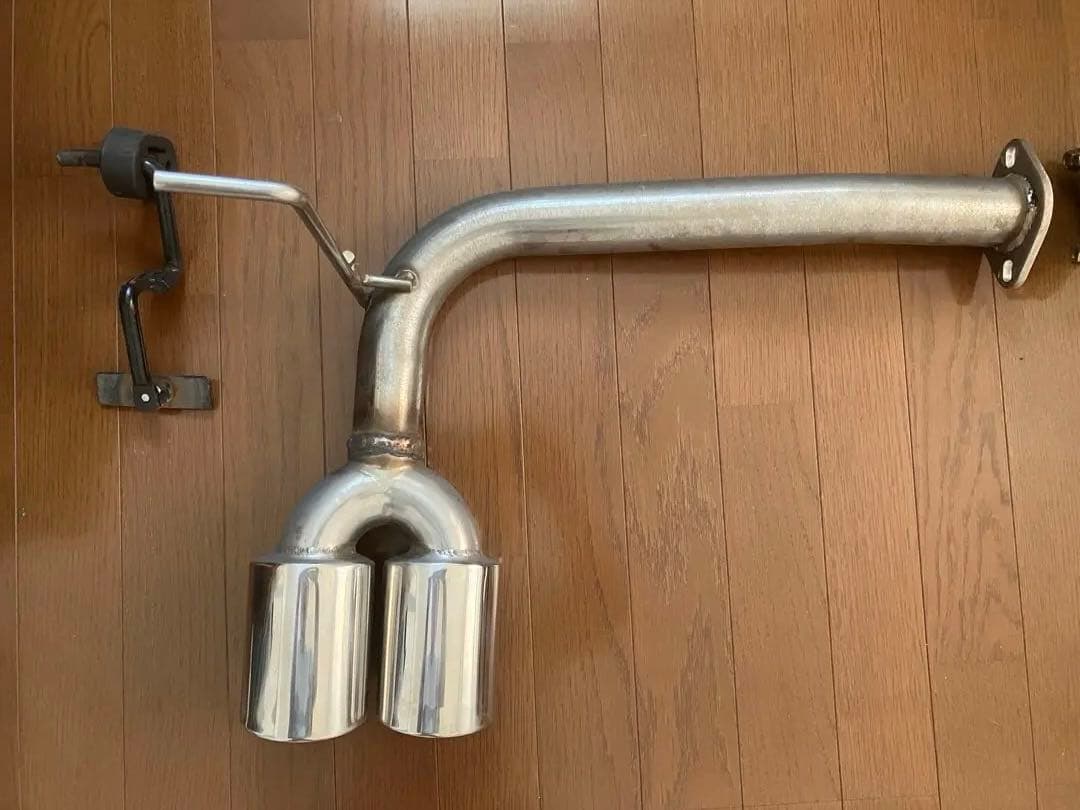 ステンレス製デュアルエキゾーストシステム4本出し　タント　エッセ　ムーブ