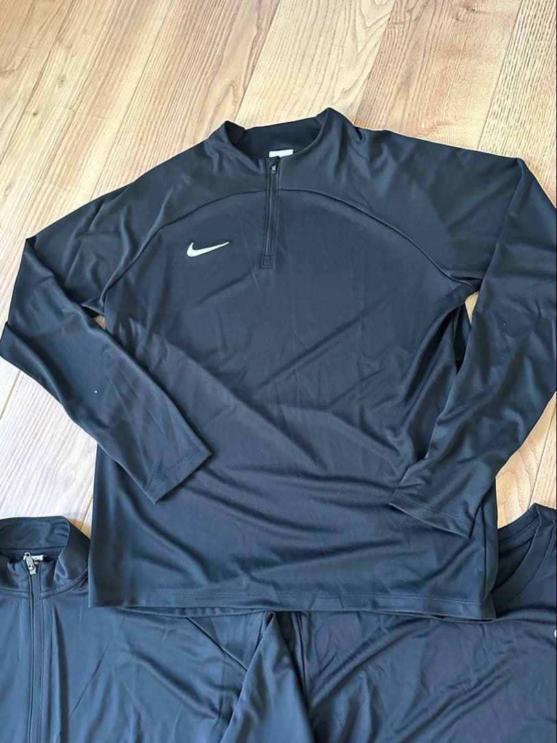 鹿島アントラーズ 2023-24シーズンNIKE チーム支給ウェア　5着セット