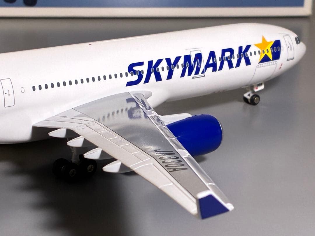 スカイマーク A330-300 1/200 モデルプレーン