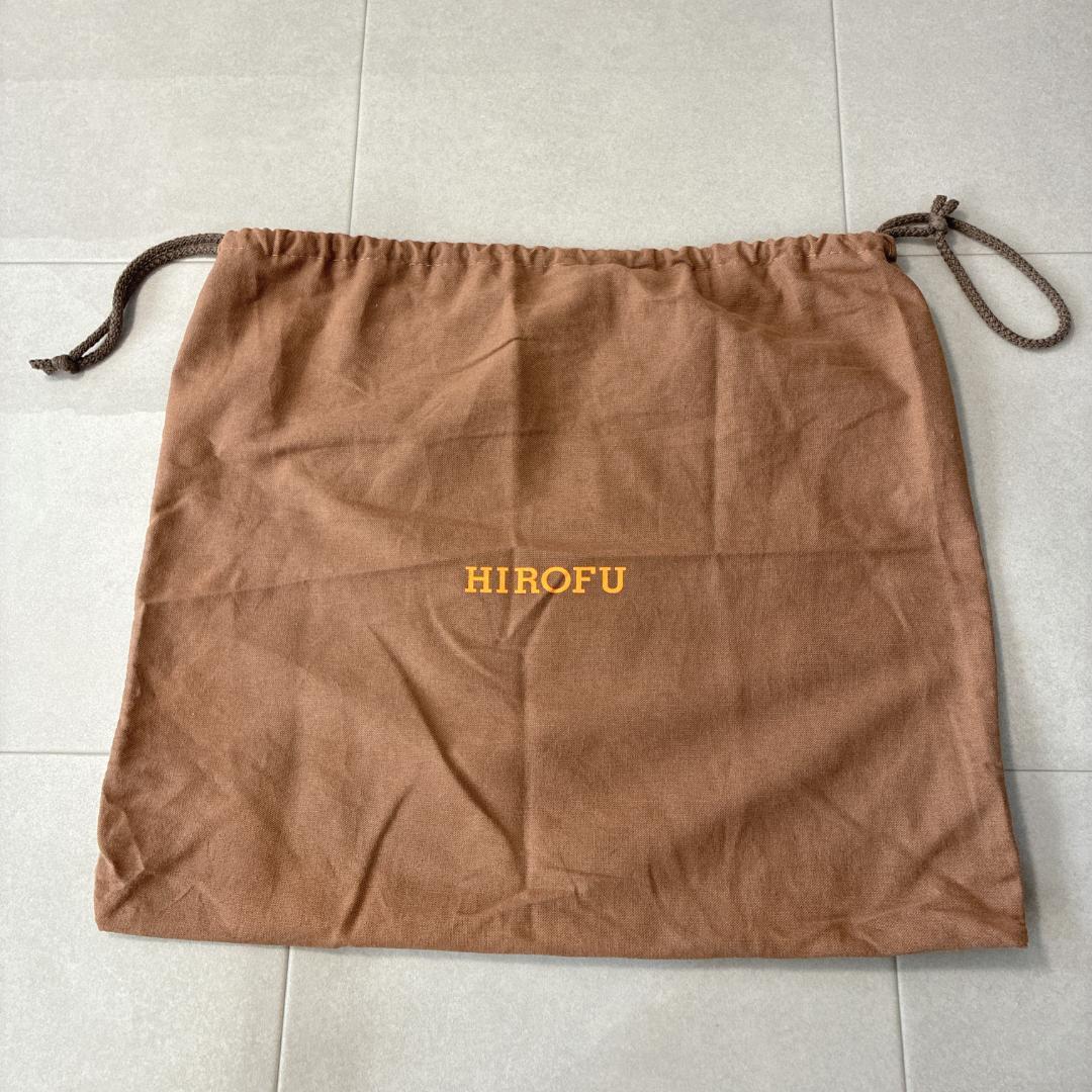 美品 ヒロフ♡レザー ショルダーバッグ 型押しHロゴ シボ革 ブラウン 保存袋付