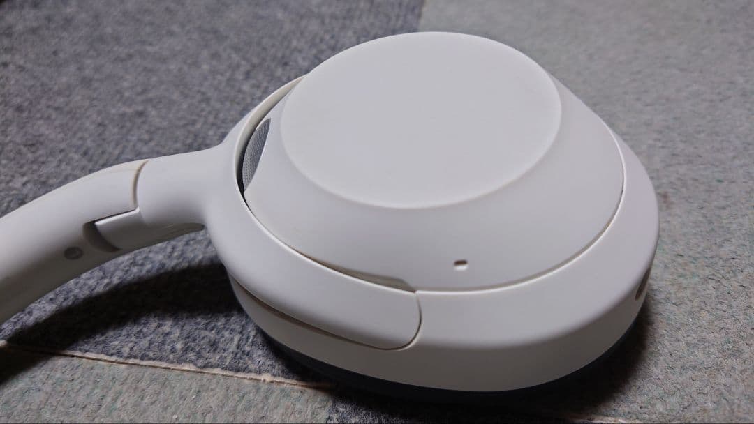 シリコンカバー付き ULT WEAR ヘッドホン wh-ult900n